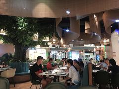 大堂-原味田园·客家菜·土窑鸡(中航城君尚购物中心店)