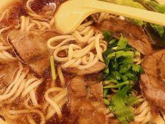 -衡哥肉铺