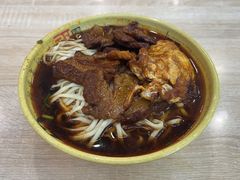 大肉面-胡氏面馆