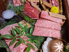 -山川小町·极番烧肉(新地假日广场店)