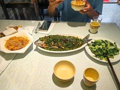 -华光驿站私房菜·黑金冠