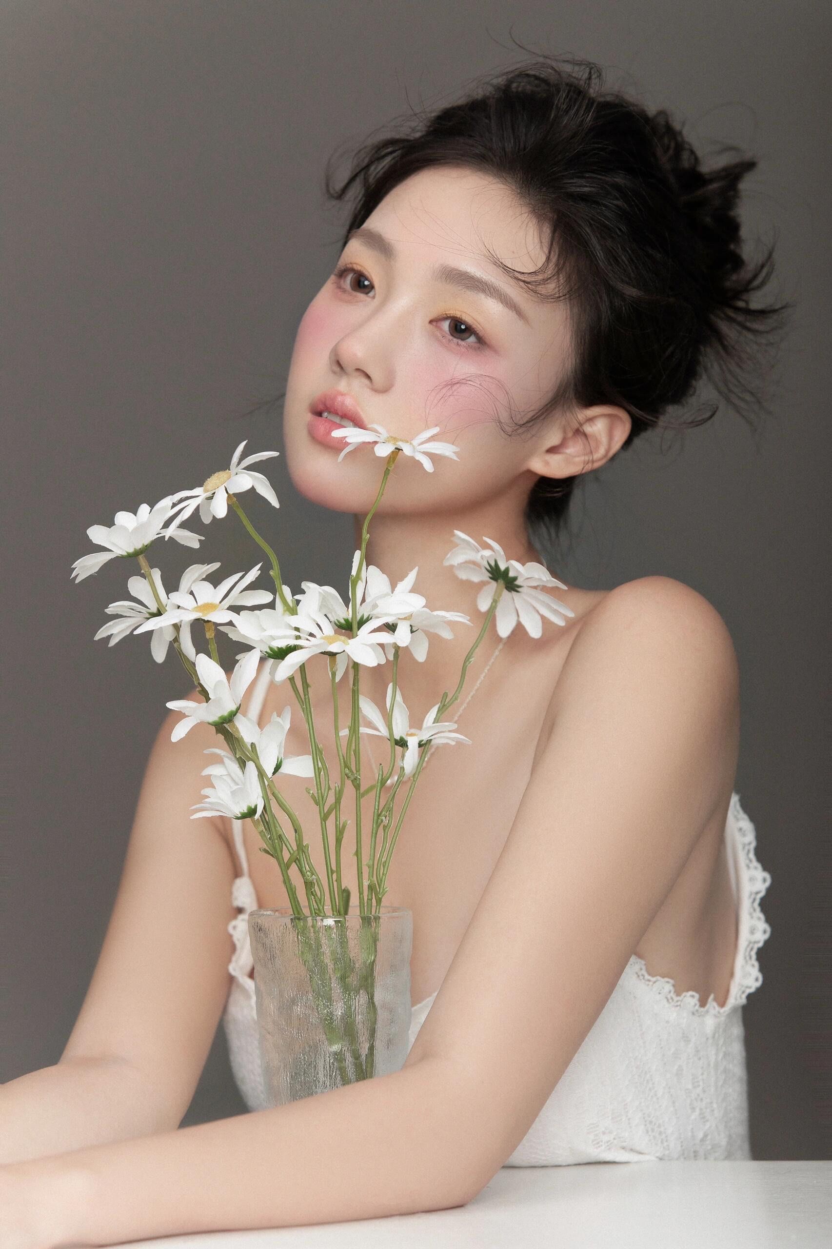 小雏菊纯欲风写真艺术照