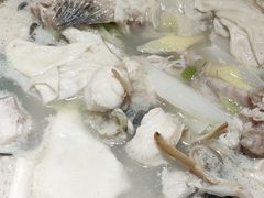 -滇香肴·云南菜蒸汽石锅鱼(云南北路店)