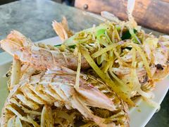 -四川小胡子海鲜(丁村万人海鲜广场店)