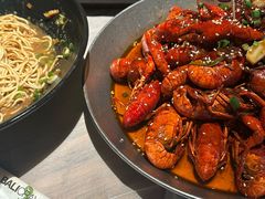 -巴厘龙虾·榜首油焖大虾(音乐学院·沿江酒馆店)