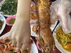-班赞海鲜市场胖阿姨加工点