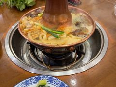 -岳记兴隆·青城腊排铜火锅(融创店)