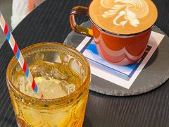 -大碗岛咖啡·苍山绝美窗景(大理古城步行街七年品牌店)