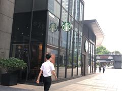 -星巴克臻选(惠州华贸天地1楼店)