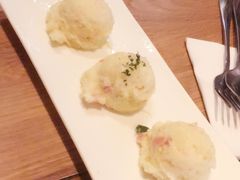 -玛格萝妮(汇智国际商业中心店)