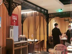 大堂-耶里夏丽·丝路新疆菜·清真食品(徐汇南丹东路臻选店)