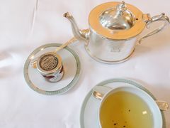 -上海半岛酒店·半岛精品店