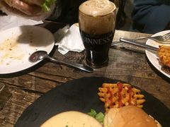 -HIGH FIVE哈福手工汉堡(桂林路店)