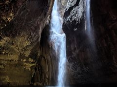 -华蓥山天意谷景区