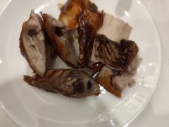 -万龙洲海鲜(大兴绿地缤纷城店)