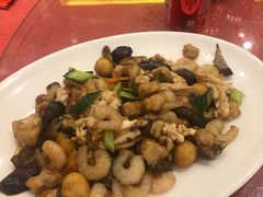 三鲜焖子-盈春大饭店(千山路店)