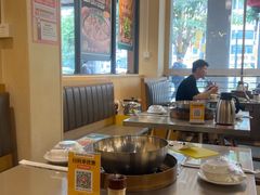 -胡须佬鸡煲四季火锅店(石厦西村直营店)