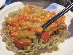 西红柿浇汁莜面-东口码头·烧鸽子·鱼头泡饼·地方菜(金鹰悦城店)