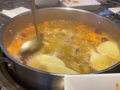 -一席地·本地鸡窝·杭帮鸡火锅(萧山银隆百货店)