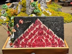-蟹犇前•帝王蟹雪蟹(陆家嘴店)