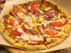 -玛格萝妮比萨屋(四平店)
