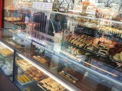 面包甜点陈列柜-白魁老号饭庄(交道口店)