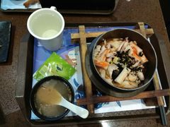 海鲜泡菜汤饭伴韩式煎饺套餐-城堡餐厅(长隆海洋王国店)