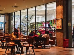 大堂-星巴克臻选(武汉经开永旺梦乐城店)