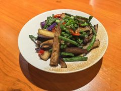 -柴窝堡22号辣子鸡·传承新疆菜