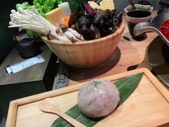 -湊湊火锅·茶憩(杭州湖滨银泰in77店)