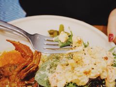 -FLOVIE FLORIST CAFE