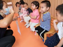 -小门牙好性格托育(北外滩中心)