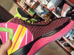-NIKE上海青浦优选体验店