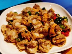 -臻鲜燕海鲜融合餐厅(金陵style店)