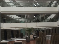 -上海滴水湖皇冠假日酒店