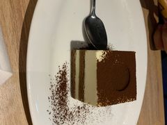 -必胜客(阿罗海店)