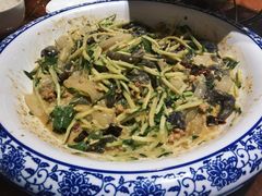 风味大拉皮-老六杀猪菜(进乡街店)