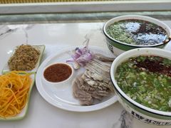 -伊穆祥牛肉面总店·清真