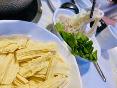 -德林酸菜鱼火锅(南丹店)