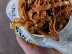 -许西美食一条街