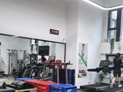 -悦耐私教健身馆(保利中心店)