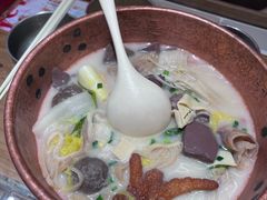 -成都你六姐·牛肉冒菜(信泰中心商场店)