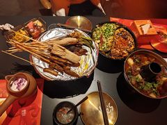 -何师烧烤Pro ·江湖川菜·小龙虾·精酿(太古里旗舰店)