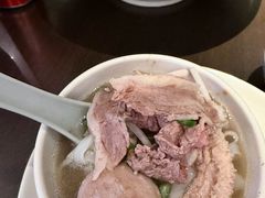 -大头虾越式风味餐厅(光明广场店)
