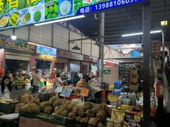 -曼阁市场水果批发市场