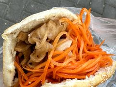 鸡蛋花干夹菜-三兄弟高炉烧饼