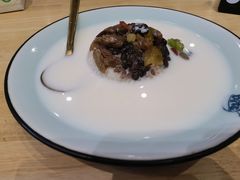 牛奶八宝饭-一碗八宝饭(沚京街店)