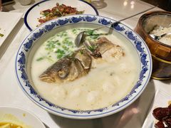 -南京金牛湖巨碗鱼头