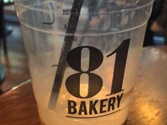 -81BAKERY(大学路店)