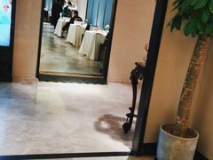 -顺峰(农展馆店)